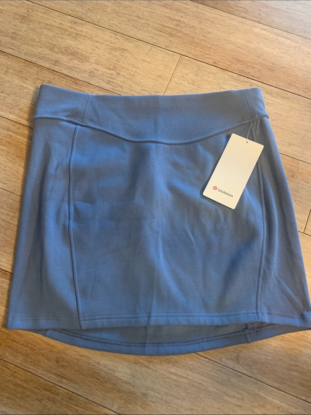 lululemon athletica scuba HR mini skirt